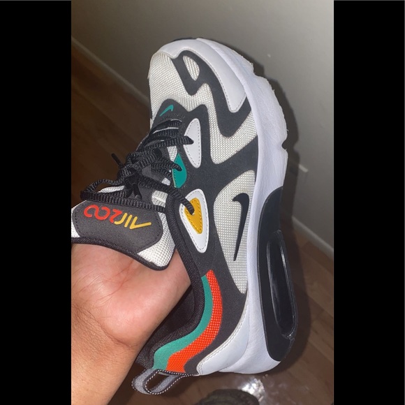 Shoes - Picture 2 of 2